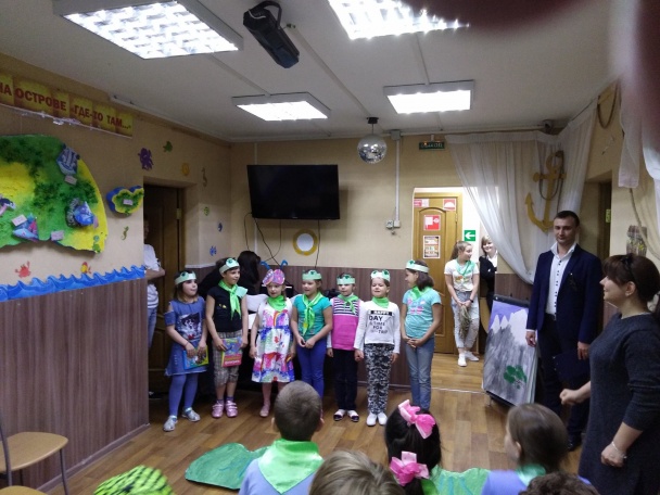 Сотрудники «Журавушки» организовали развлекательное занятие для детей