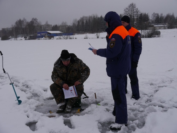 МЧС России по ТиНАО проводят профилактические рейды с выходом на водные объекты новой Москвы