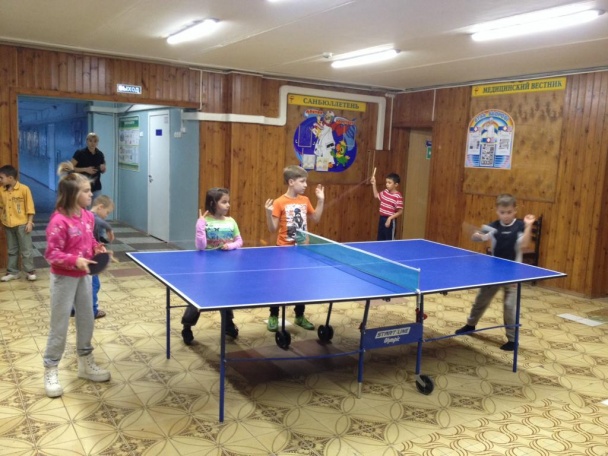 Дети из «Молодой гвардии» поучаствовали в турнире по настольному теннису