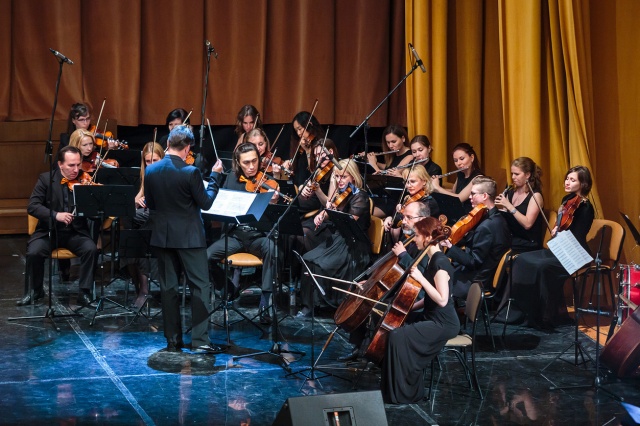 Концерт оркестра Коллегиум Музикум проведут в Школе №1788
