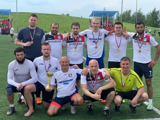 Спортсмены футбольной команды «Поселение Внуковское» приняли участие в благотворительном турнире 