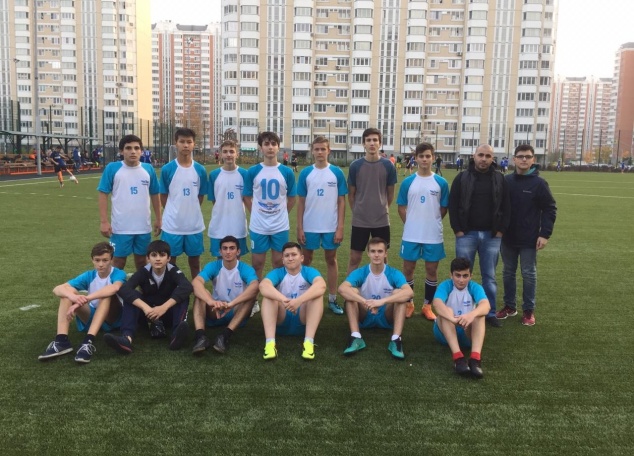 Юные атлеты из поселения поучаствовали в турнире по футболу