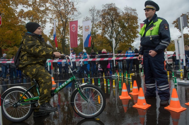 Пожарные и спасатели обеспечат безопасность новомосквичей в День народного единства