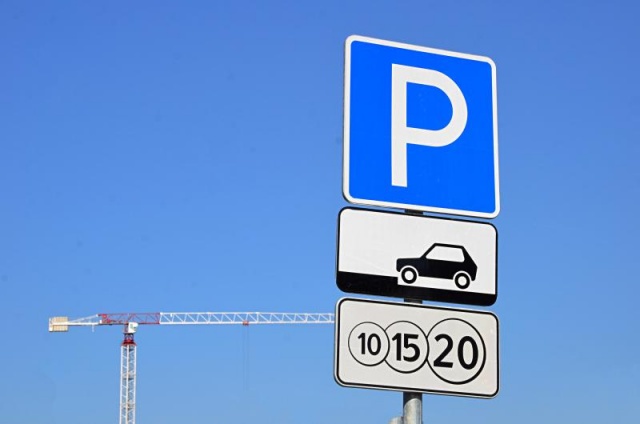 Бесплатные парковки в центре будут доступны для водителей в праздники