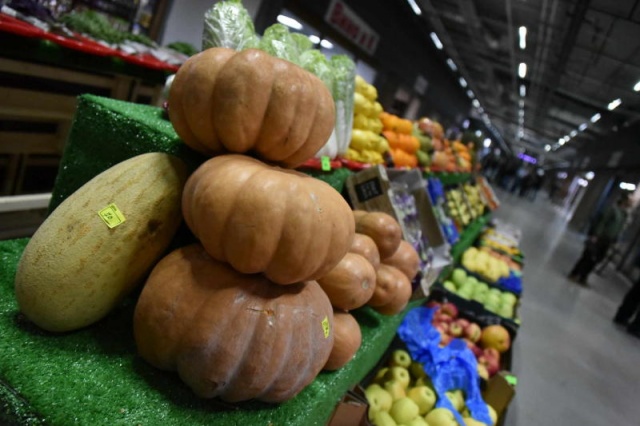 Жителям России дали рекомендации по выбору сезонных овощей и фруктов
