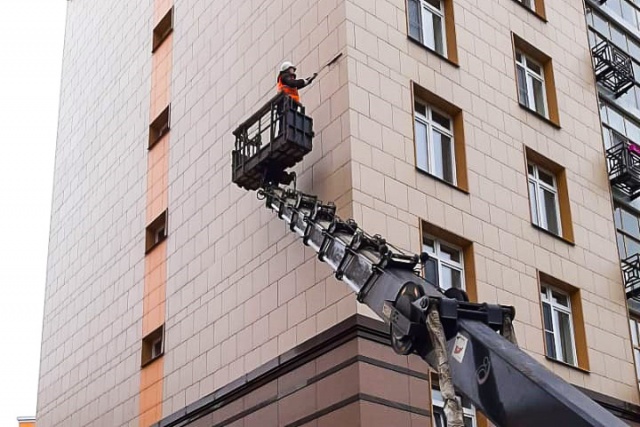 Фасады многоквартирных домов приведут в надлежащее состояние во Внуковском