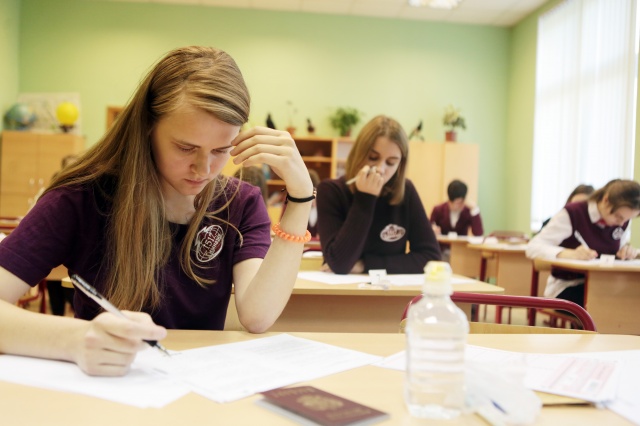 Более 600 тысяч школьников сдадут экзамен по русскому языку