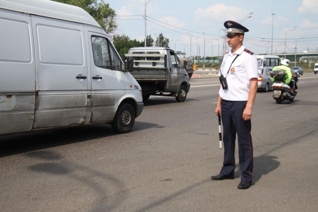 Госавтоинспекторы проверили соблюдение правил на пешеходных переходах