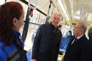 Собянин: На московские маршруты вышли трамваи нового поколения