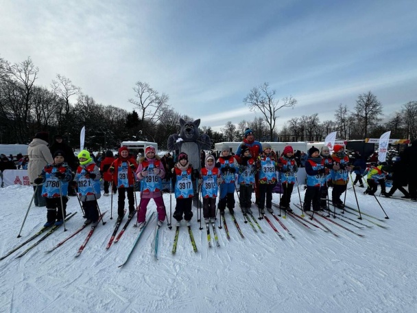 Ребята из Школьного спортивного клуба «Серебряные крылья» приняли участие в лыжном забеге 